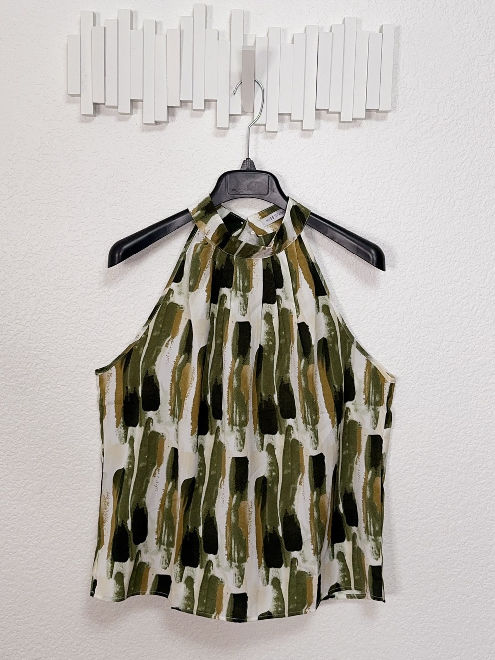 Miss Sparkling Green Abstract Print Halter High Neck Sleeveless Blouse Top